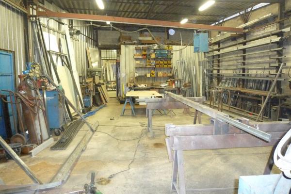 Atelier de ferronnerie séparé de l'atelier aluminium pour une meilleur protection des matériaux